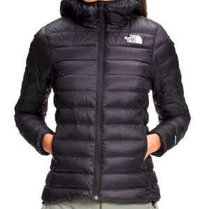 The North Face Women’s 800 series puffer coat